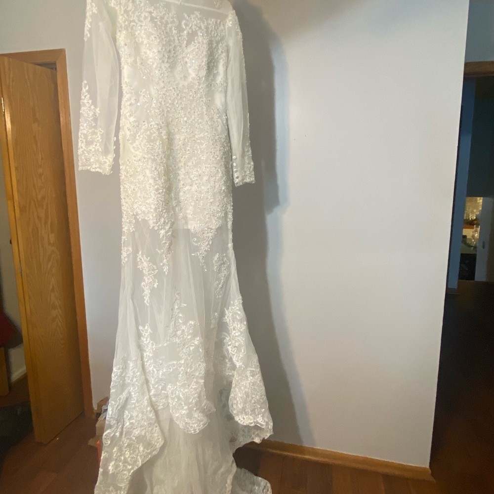 Wedding dress